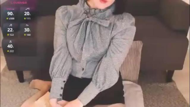 Image 2 of momo612238 Stream on Chaturbate on 26 days ago