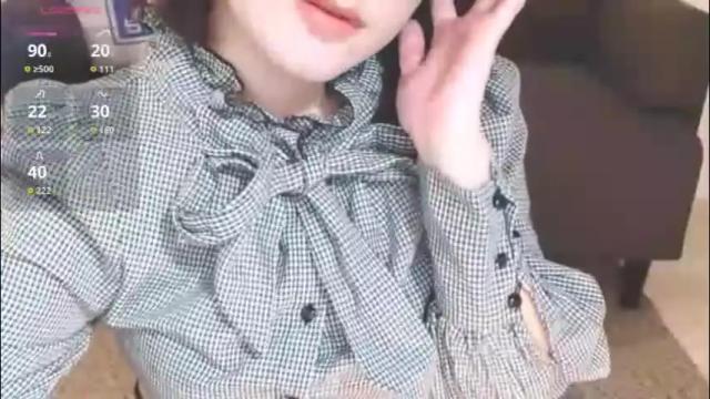 Image 2 of momo612238 Stream on Chaturbate on 28 days ago