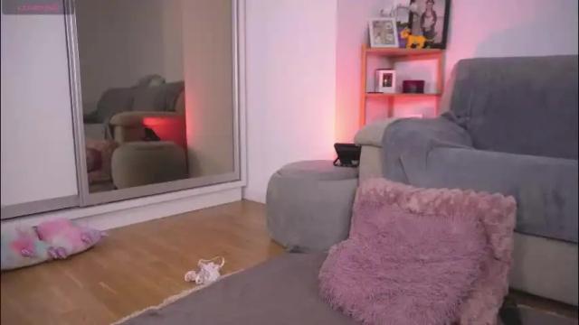 Image 8 of mona_lisss Stream on Chaturbate on 2 months ago