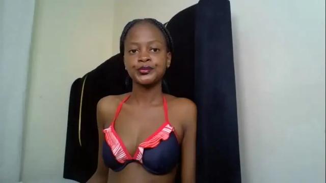 Image 8 of mona_luv Stream on Chaturbate on 1 month ago