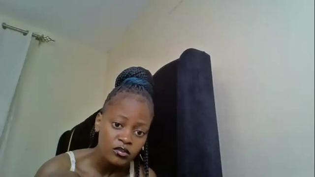 Image 2 of mona_luv Stream on Chaturbate on 1 month ago