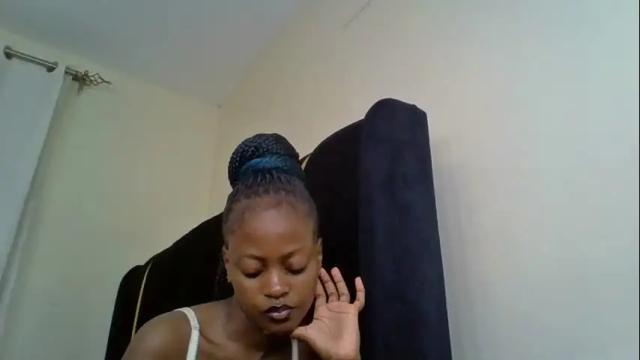 Image 3 of mona_luv Stream on Chaturbate on 1 month ago