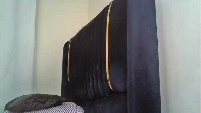 Image 6 of mona_luv Stream on Chaturbate on 1 month ago