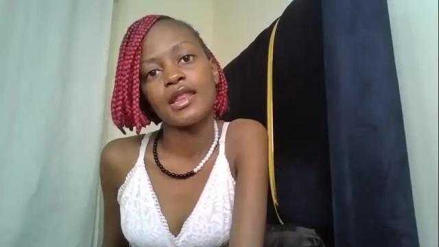 Image 2 of mona_luv Stream on Chaturbate on 22 days ago