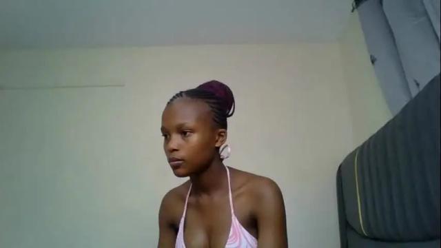 Image 2 of mona_luv Stream on Chaturbate on 19 days ago