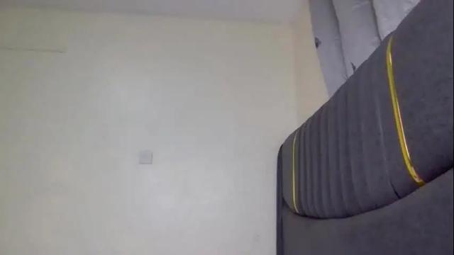 Image 12 of mona_luv Stream on Chaturbate on 13 days ago