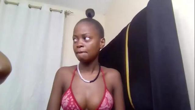 Image 3 of mona_luv Stream on Chaturbate on 8 days ago
