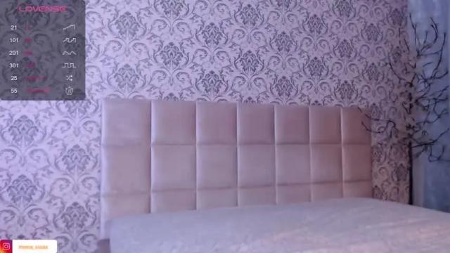 Image 7 of mona_saxxx Stream on Chaturbate on 16 months ago