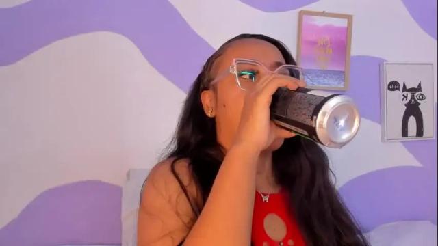 Image 8 of monaaxxx_ Stream on Chaturbate on 1 month ago