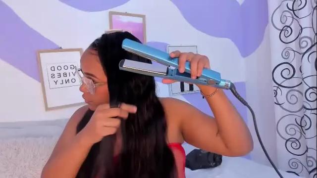 Image 11 of monaaxxx_ Stream on Chaturbate on 1 month ago