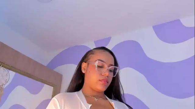 Image 2 of monaaxxx_ Stream on Chaturbate on 1 month ago
