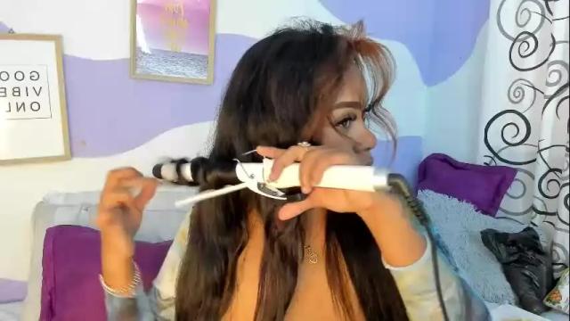 Image 4 of monaaxxx_ Stream on Chaturbate on 9 days ago