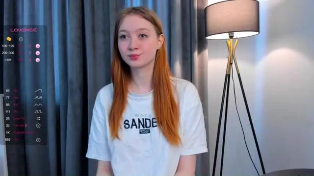 Image 2 of monabench Stream on Chaturbate on 19 months ago