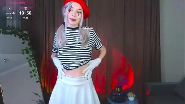 Image 12 of monahase Stream on Chaturbate on 1 month ago