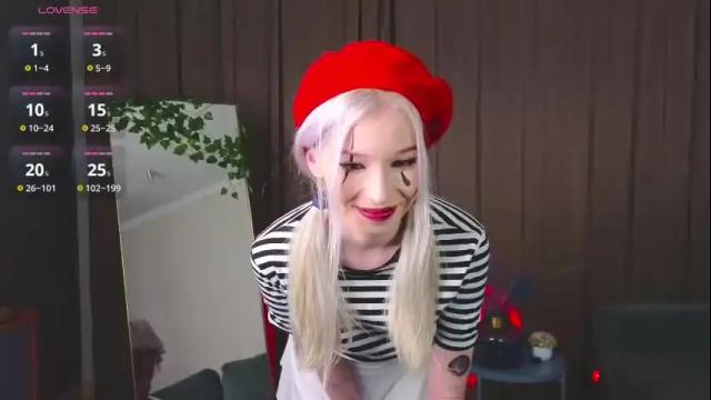 Image 4 of monahase Stream on Chaturbate on 18 days ago