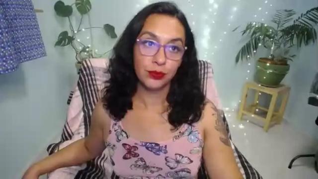 Image 3 of monalisa_melrose Stream on Chaturbate on 14 months ago