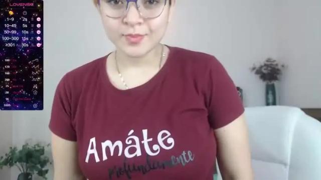 Image 2 of monce_hills Stream on Chaturbate on 15 months ago