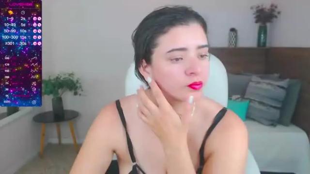 Image 7 of monce_hills Stream on Chaturbate on 14 months ago
