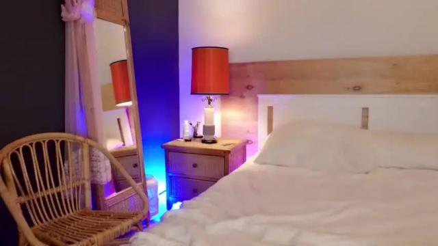 Image 10 of monet_stclair Stream on Chaturbate on 13 months ago