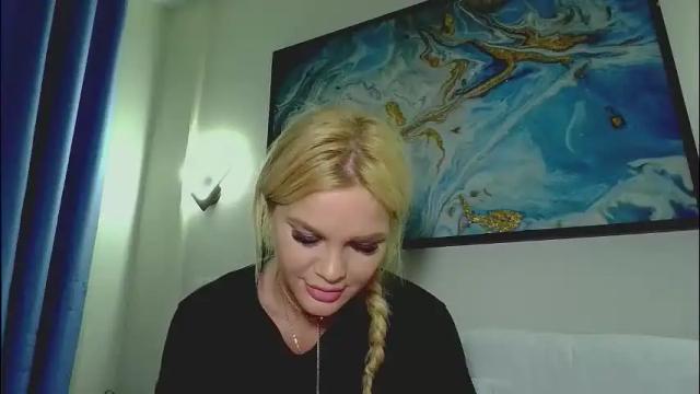 Image 6 of moni_ Stream on Chaturbate on 1 month ago