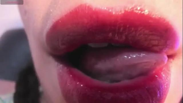 Image 4 of monica_amberr Stream on Chaturbate on 1 month ago