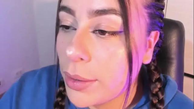 Image 2 of monica_amberr Stream on Chaturbate on 1 month ago