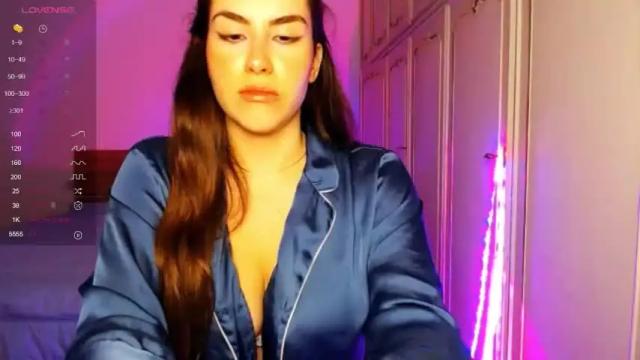 Image 12 of monica_panamera Stream on Chaturbate on 15 months ago