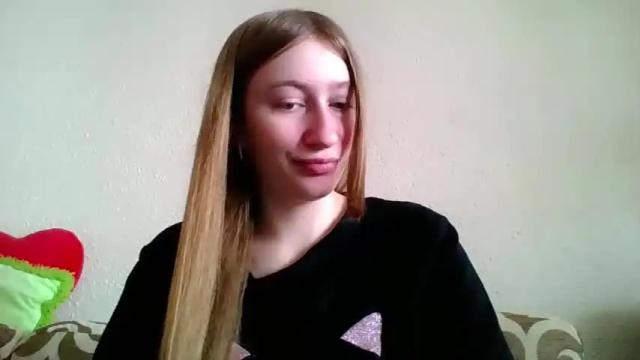 Image 4 of monica_tamayo Stream on Chaturbate on 14 months ago