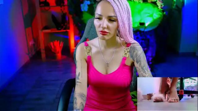 Image 3 of monicamaxwel Stream on Chaturbate on 14 days ago