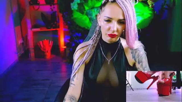 Image 6 of monicamaxwel Stream on Chaturbate on 5 days ago