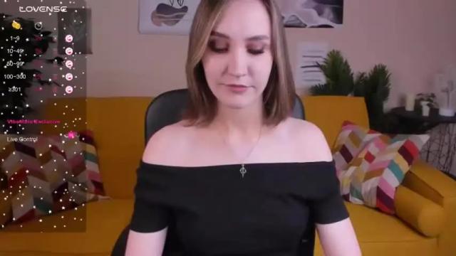 Image 2 of monicanavedo Stream on Chaturbate on 19 months ago