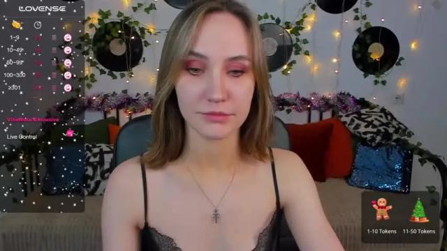 Image 11 of monicanavedo Stream on Chaturbate on 18 months ago