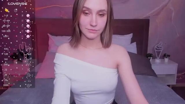 Image 11 of monicanavedo Stream on Chaturbate on 16 months ago