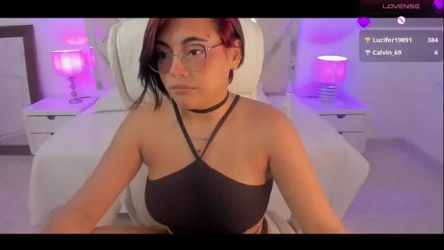 Image 10 of monielodge Stream on Chaturbate on 2 months ago