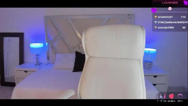 Image 4 of monielodge Stream on Chaturbate on 1 month ago