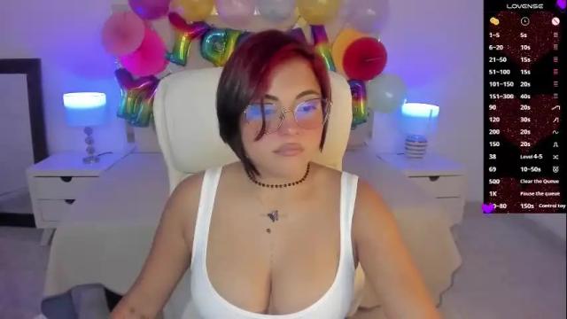 Image 3 of monielodge Stream on Chaturbate on 1 month ago