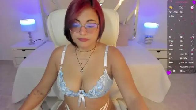 Image 3 of monielodge Stream on Chaturbate on 26 days ago