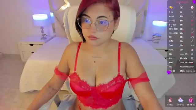 Image 12 of monielodge Stream on Chaturbate on 22 days ago