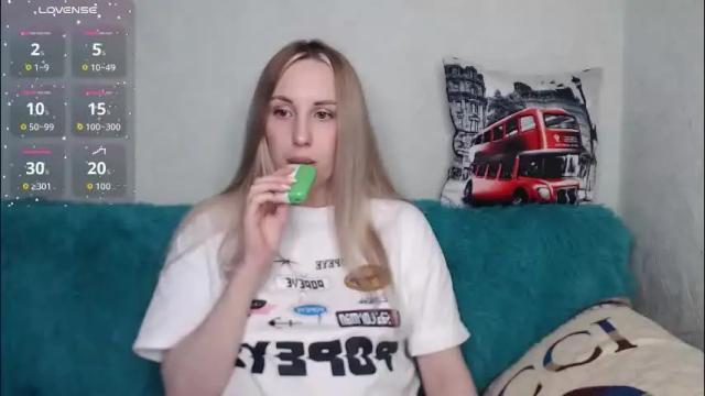 Image 4 of monika_luire Stream on Chaturbate on 1 month ago