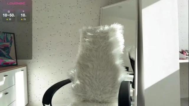 Image 7 of monika_reed1 Stream on Chaturbate on 1 month ago