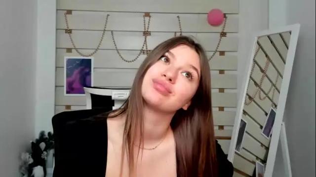 Image 2 of monika_youu Stream on Chaturbate on 23 days ago