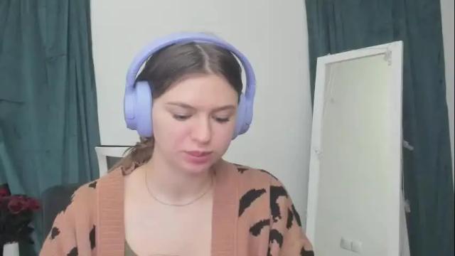 Image 7 of monika_youu Stream on Chaturbate on 16 days ago