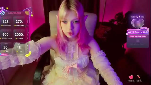 Image 3 of monikamayson Stream on Chaturbate on 29 days ago