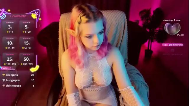 Image 12 of monikamayson Stream on Chaturbate on 22 days ago