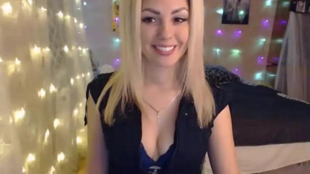 Image 7 of monikaseven Stream on Chaturbate on 23 months ago