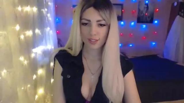 Image 4 of monikaseven Stream on Chaturbate on 19 months ago