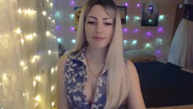 Image 11 of monikaseven Stream on Chaturbate on 19 months ago