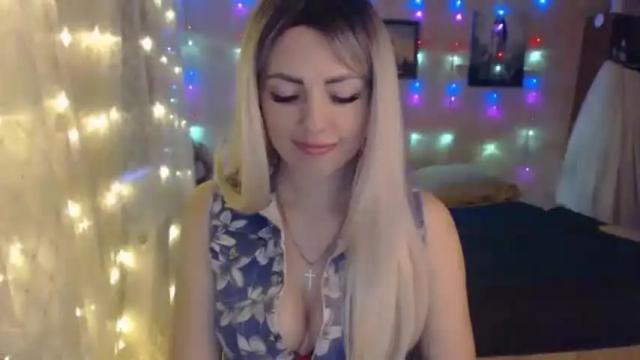 Image 8 of monikaseven Stream on Chaturbate on 19 months ago