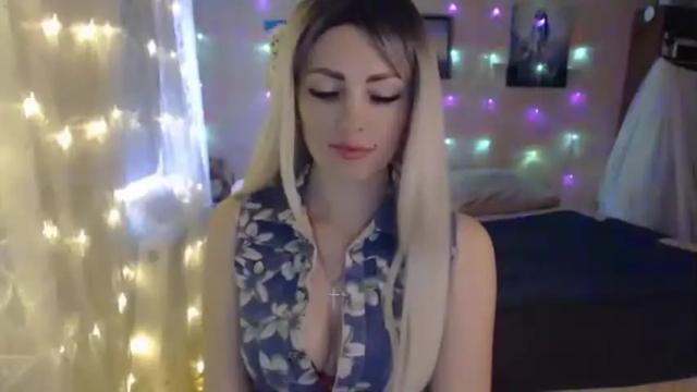 Image 2 of monikaseven Stream on Chaturbate on 19 months ago