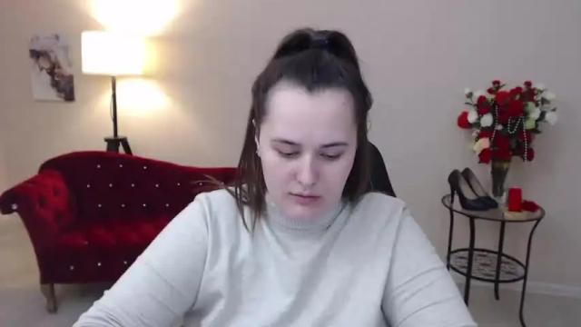 Image 2 of monikavaladi Stream on Chaturbate on 14 months ago
